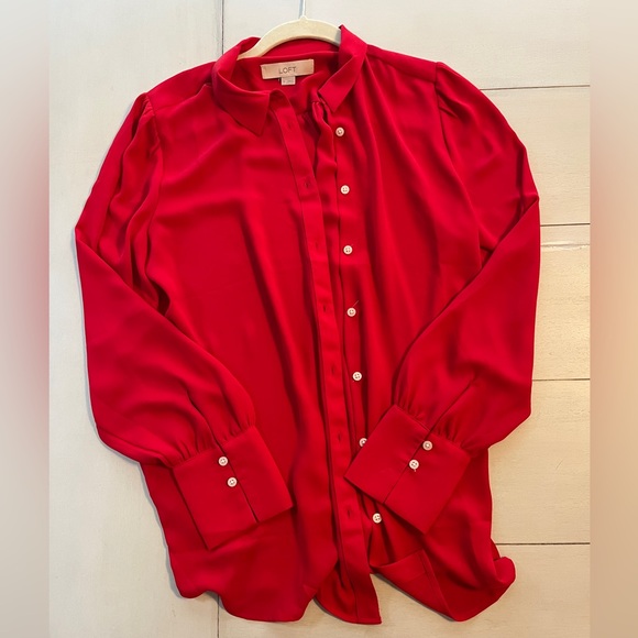 Loft shirt size Med Red - Picture 1 of 2